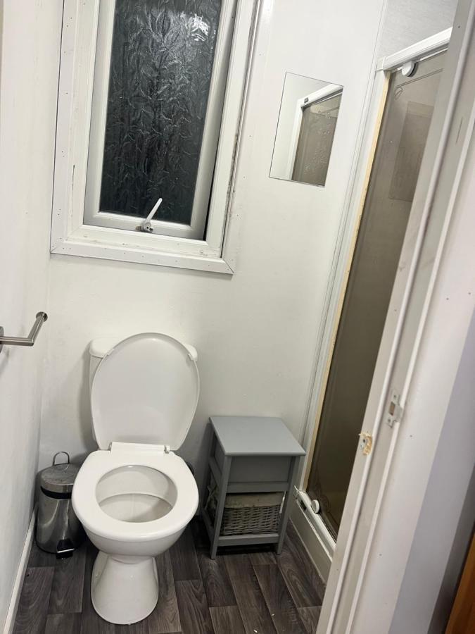 Private Cabin, Own Access & Ensuite Белфаст Екстериор снимка